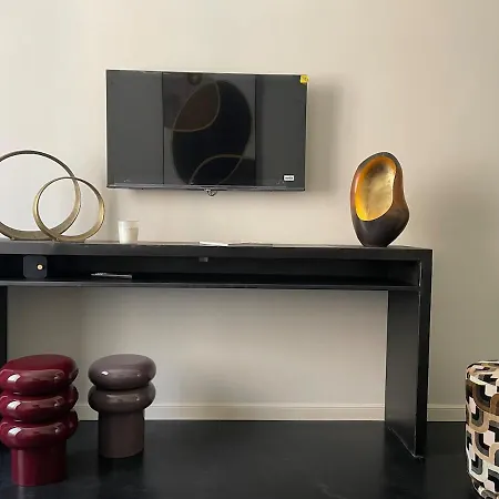 Marco Aurelius' Dream - * روما